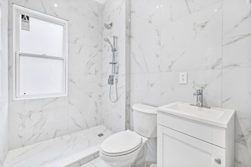 Bathroom - 14-2068 Av. Lincoln, Montréal (Ville-Marie), QC - Indoor Photo Showing Bathroom