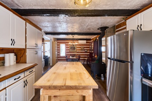 Cuisine - 178 Route 329, Saint-Donat, QC - Indoor Photo Showing Kitchen
