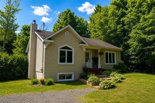 17 Rue des Cimes  Sainte-Marguerite-Du-Lac-Masson, QC J0T 1L0