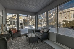 Sun Room - 