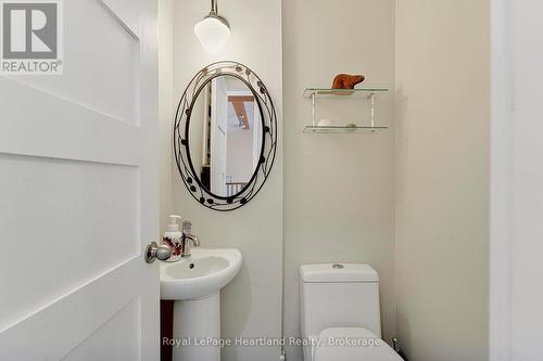 67 Elgin Avenue W, Goderich (Goderich (Town)), ON - Indoor Photo Showing Bathroom
