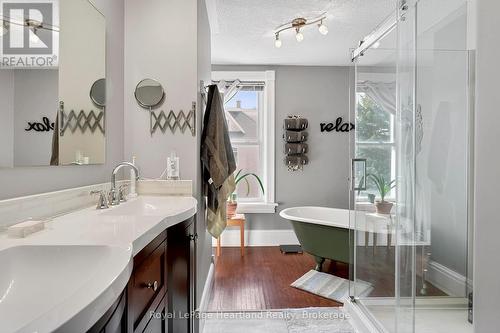 67 Elgin Avenue W, Goderich (Goderich (Town)), ON - Indoor Photo Showing Bathroom