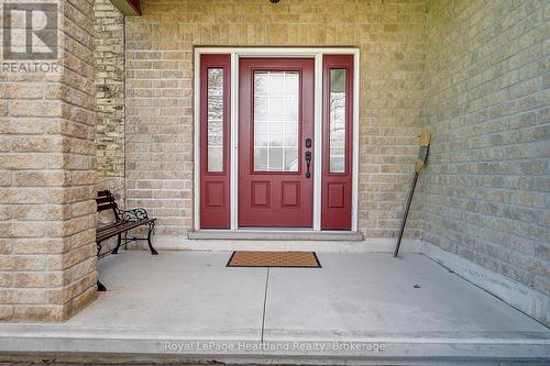 67 Elgin Avenue W, Goderich (Goderich (Town)), ON - Outdoor With Exterior