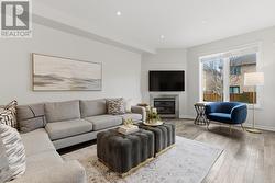 2267 WHISTLING SPRINGS CRESCENT Oakville, ON L6M 5G5