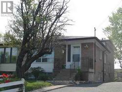 47 ALLANFORD ROAD Toronto, ON M1T 2N3