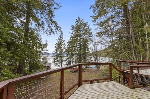 13507 3A Highway, Boswell, BC - Outdoor