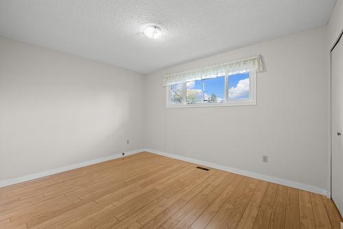 2085 Ruby Road, Kelowna, BC - Indoor Photo Showing Other Room