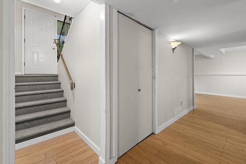 2085 Ruby Road, Kelowna, BC - Indoor Photo Showing Other Room