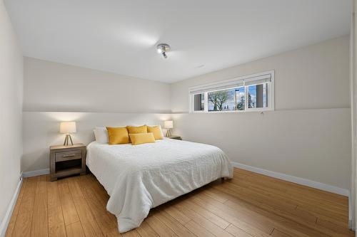 2085 Ruby Road, Kelowna, BC - Indoor Photo Showing Bedroom