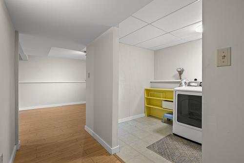 2085 Ruby Road, Kelowna, BC - Indoor