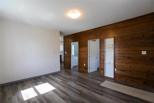 12 Levine Boulevard, Moosehorn, MB - Indoor Photo Showing Other Room