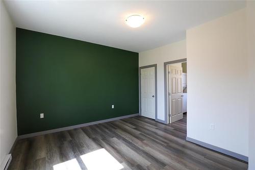 12 Levine Boulevard, Moosehorn, MB - Indoor Photo Showing Other Room