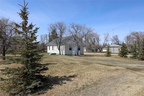 12 Levine Boulevard, Moosehorn, MB - Outdoor