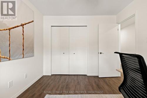 20 - 215 North Centre Road, London North (North B), ON - Indoor Photo Showing Other Room