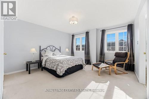 3478 Covent Crescent, Mississauga, ON - Indoor Photo Showing Bedroom