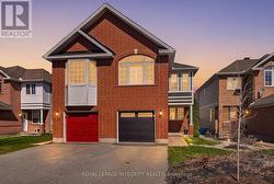 33 GRAMMERCY PARK  Ottawa, ON K2C 4E1