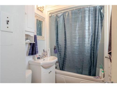 683 Hanson St, Fredericton, NB 