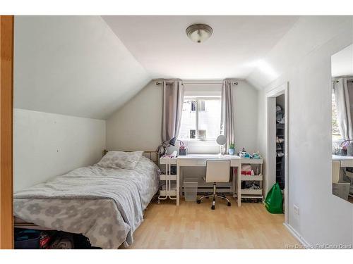 683 Hanson St, Fredericton, NB 