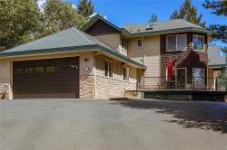 1450 White Pine Terr Highlands, BC V9B 6J3