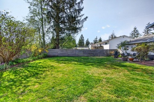 642 Somenos Dr, Comox, BC 