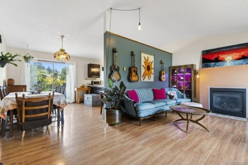 642 Somenos Dr, Comox, BC 