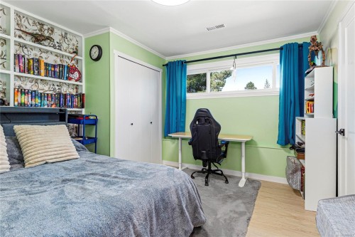 613 Nootka St, Comox, BC 