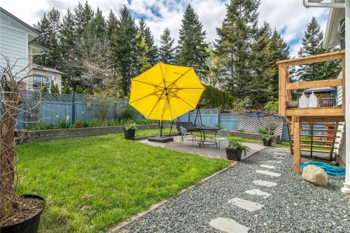 613 Nootka St, Comox, BC 