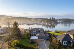 10680 Blue Heron Rd North Saanich, BC V8L 5S6