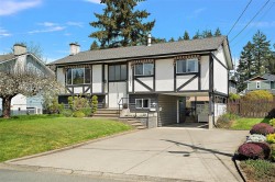 5791 Carmel Dr Duncan, BC V9L 4G9