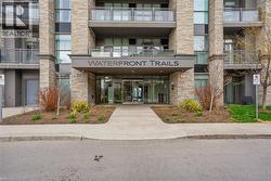 35 SOUTHSHORE Crescent Unit# 330 Hamilton, ON L8E 0J2