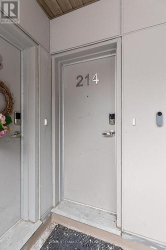 214 - 1085 Danforth Road, Toronto, ON - Indoor Photo Showing Other Room