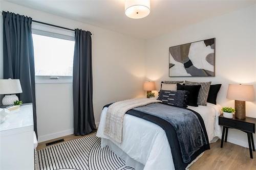 7 Culross Bay, Winnipeg, MB 