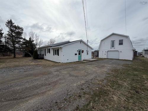 4 Emery Lane  Glace Bay, NS B1A 6L8