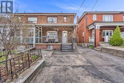 80 ROSENEATH GARDENS Toronto, ON M6C 3X6