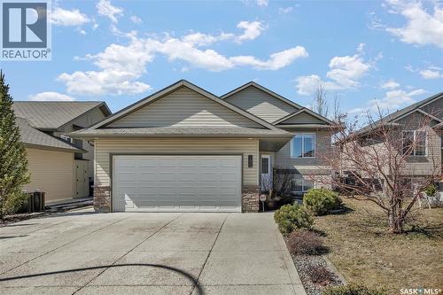 106 Bennion Crescent, Saskatoon, SK - Outdoor With Facade