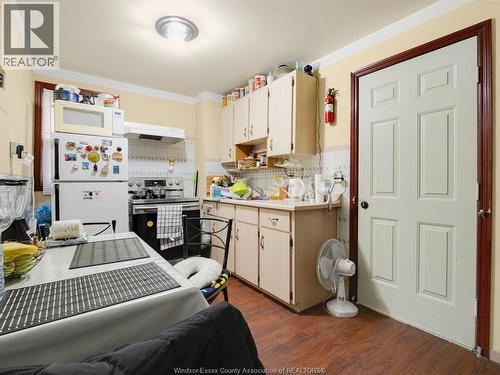 401 Parent, Windsor, ON - Indoor Photo Showing Kitchen