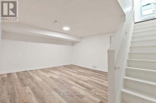 27 - 45 Gatewood Place, London East (East A), ON - Indoor Photo Showing Other Room