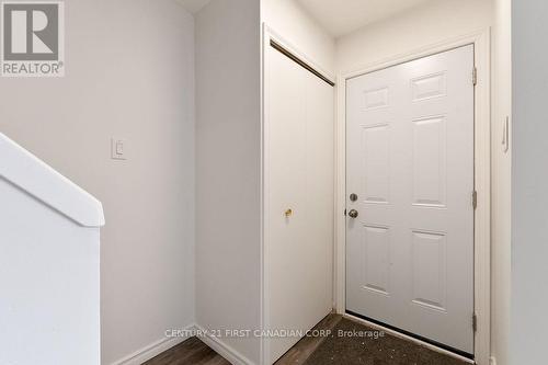 27 - 45 Gatewood Place, London East (East A), ON - Indoor Photo Showing Other Room
