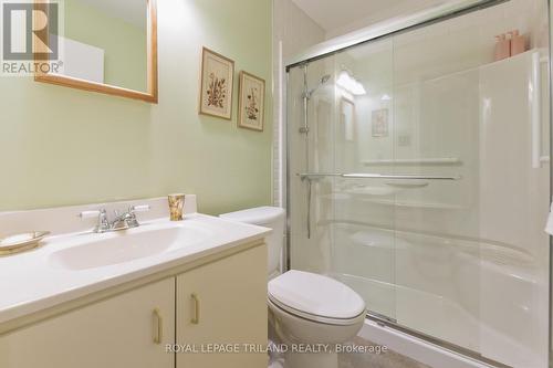 123 - 440 Wellington Street, St. Thomas, ON - Indoor Photo Showing Bathroom