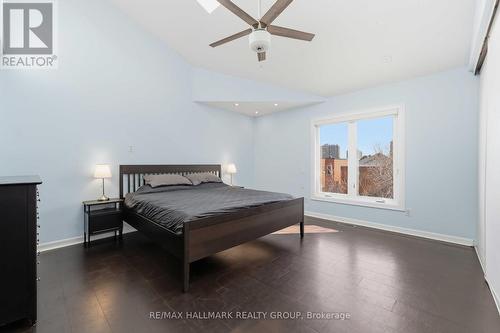 57 Rosemere Avenue, Ottawa, ON - Indoor Photo Showing Bedroom