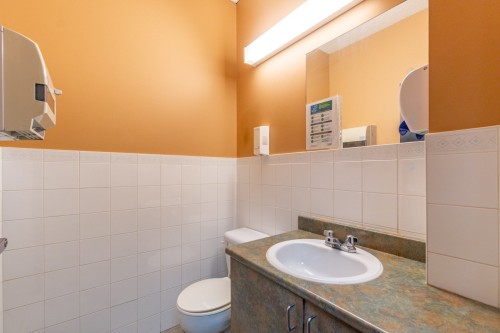 Salle d'eau - 786 Rue King E., Sherbrooke (Fleurimont), QC - Indoor Photo Showing Bathroom