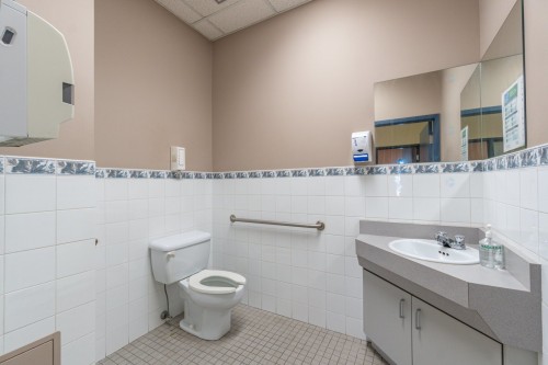 Salle d'eau - 786 Rue King E., Sherbrooke (Fleurimont), QC - Indoor Photo Showing Bathroom
