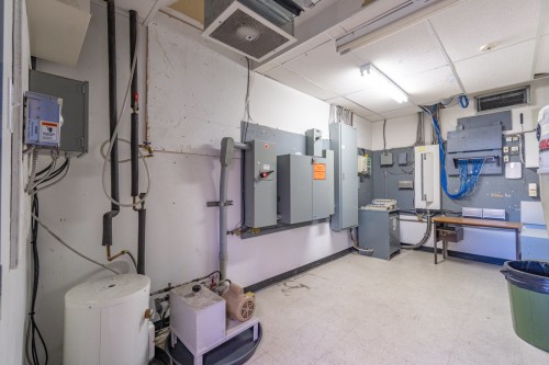 Intérieur - 786 Rue King E., Sherbrooke (Fleurimont), QC - Indoor