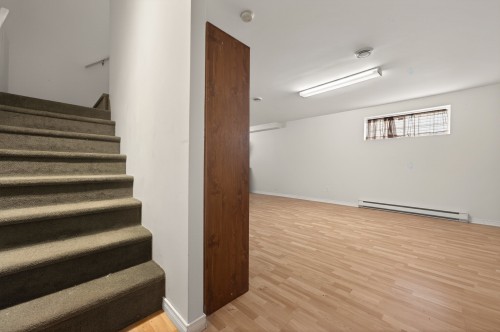 Salle familiale - 566 Rue Félix-Leclerc, Saint-Eustache, QC - Indoor Photo Showing Other Room