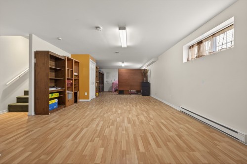 Salle familiale - 566 Rue Félix-Leclerc, Saint-Eustache, QC - Indoor Photo Showing Other Room