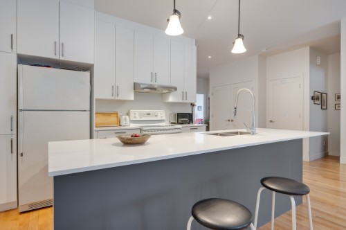 Cuisine - 77 Rue Como-Gardens, Hudson, QC - Indoor Photo Showing Kitchen With Double Sink