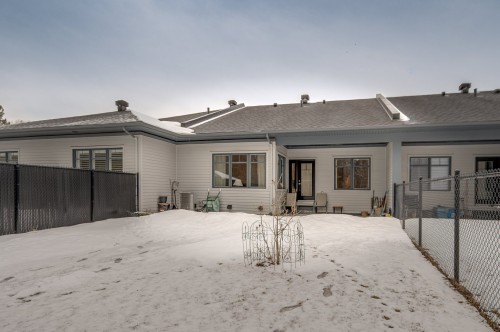 Face arrière - 77 Rue Como-Gardens, Hudson, QC - Outdoor