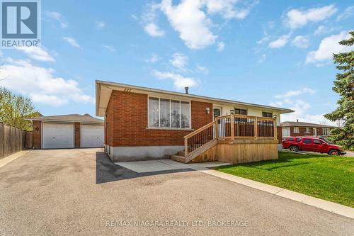4 ROSSIE PLACE  St. Catharines (Oakdale), ON L2P 2G6