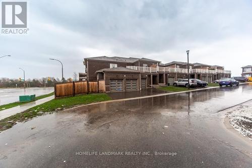 1126 BALTIC LANE  Pickering, ON L1X 0G9