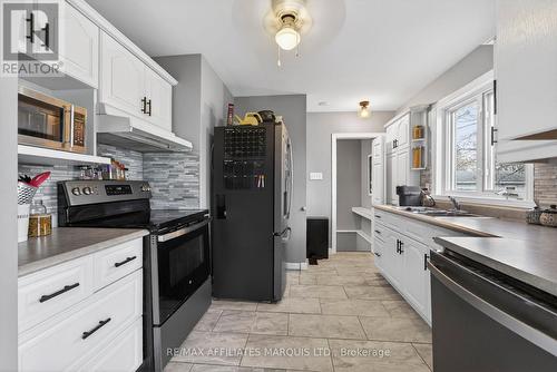 11 Gray Avenue, South Stormont, ON - Indoor Photo Showing Kitchen With Double Sink